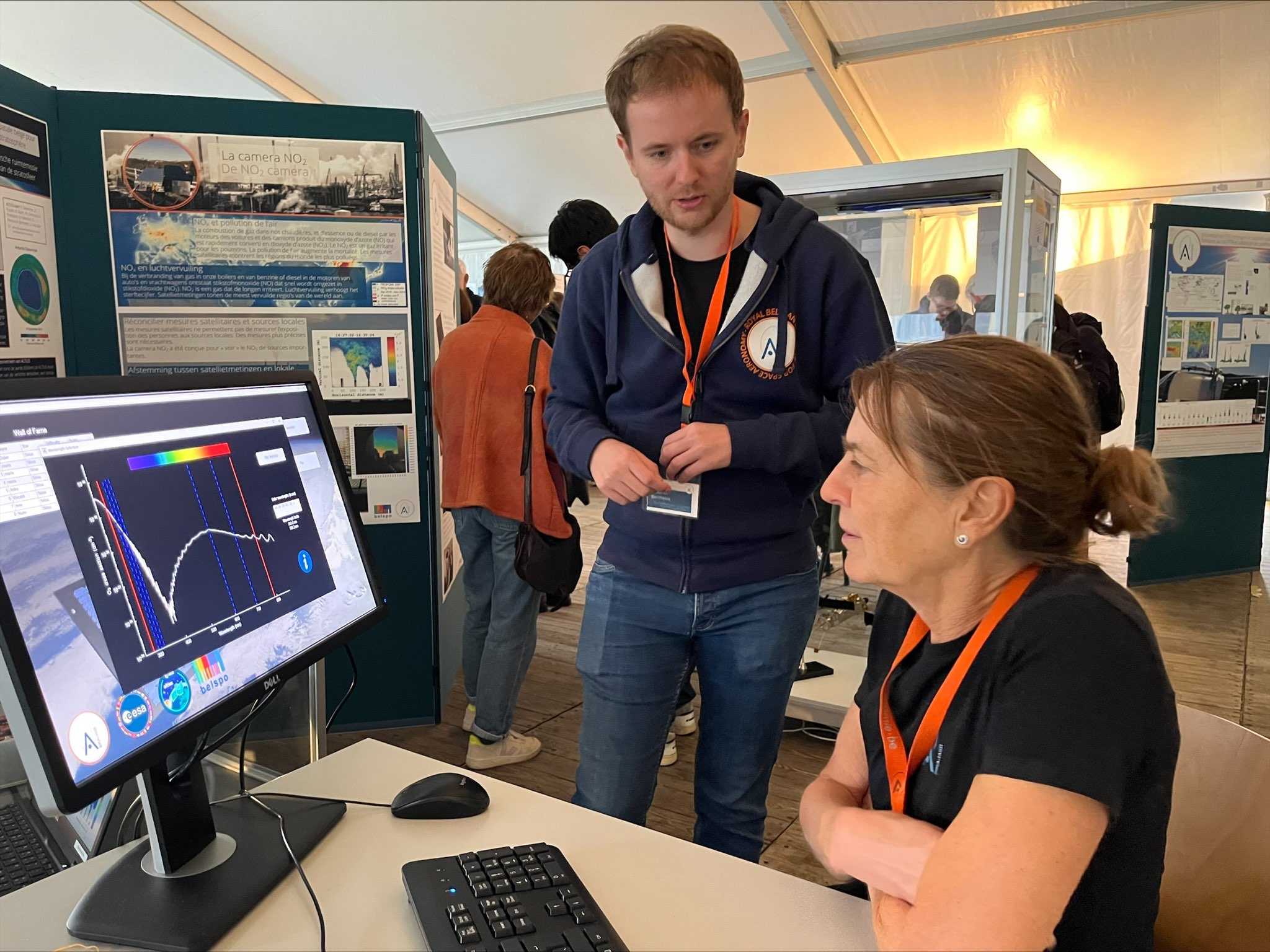 Antonin Berthelot explains the ALTIUS video game at the 2022 Open Doors event.